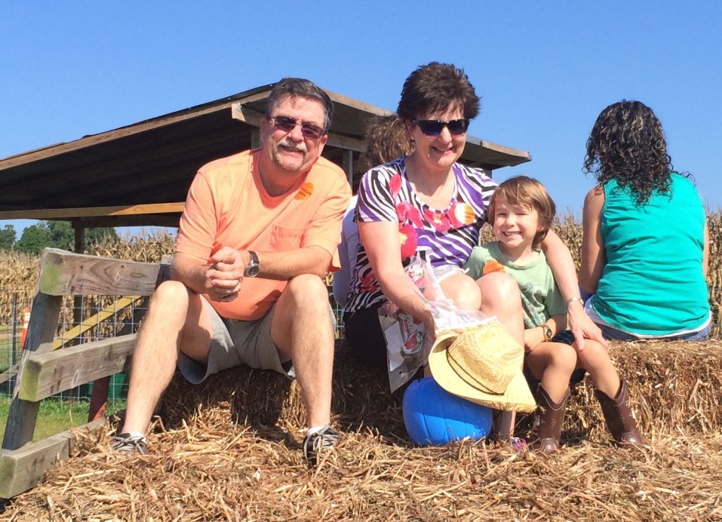 Hayride photo opp w/the grandparents