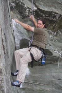 Toproping Warpin Endorphine Crack, 5.11b, The Dump, NC